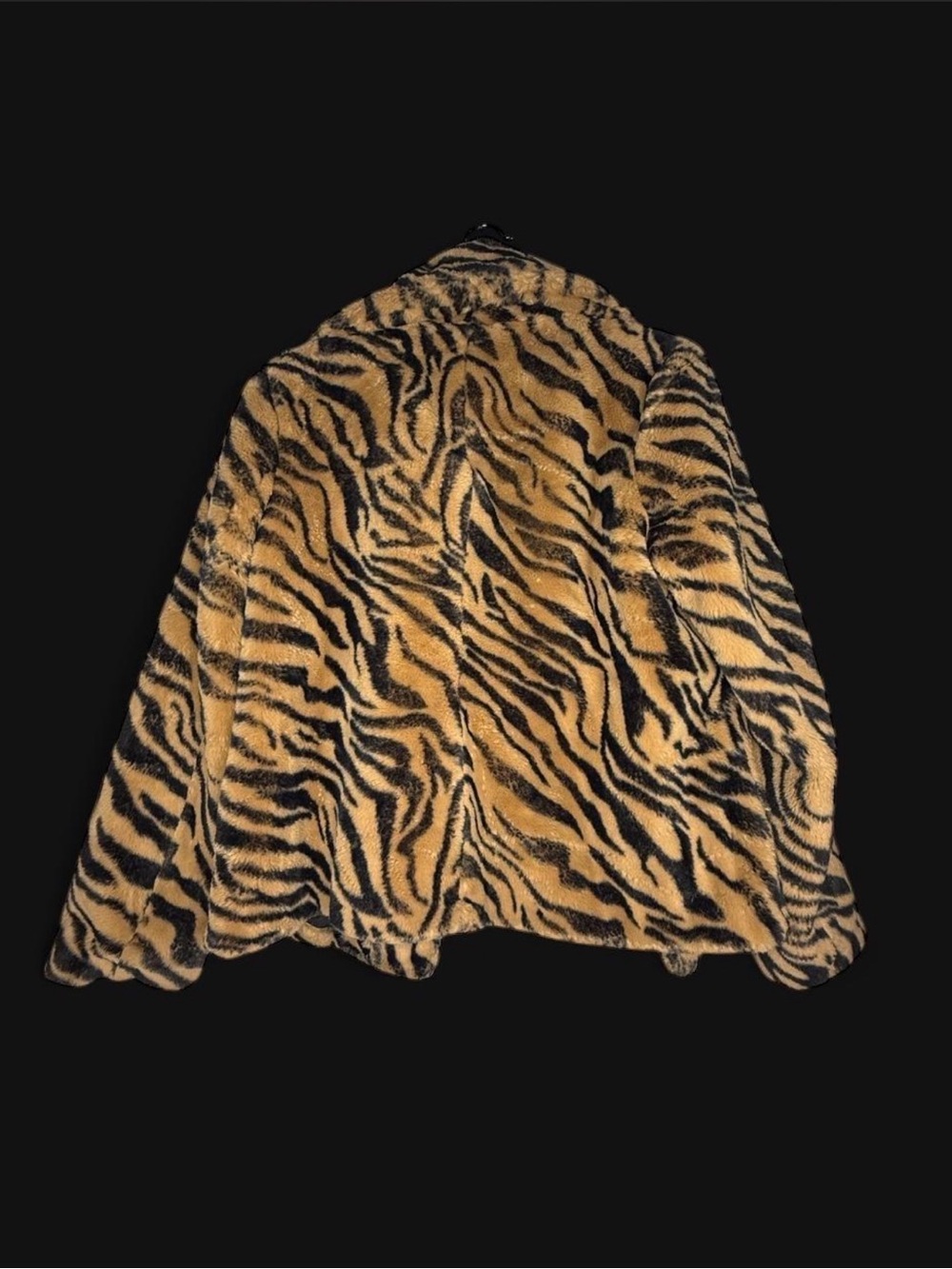 Sanctuary Tiger-Print Faux Fur Jacket in Black and Tan. Size Medium. - Picture 4 of 10